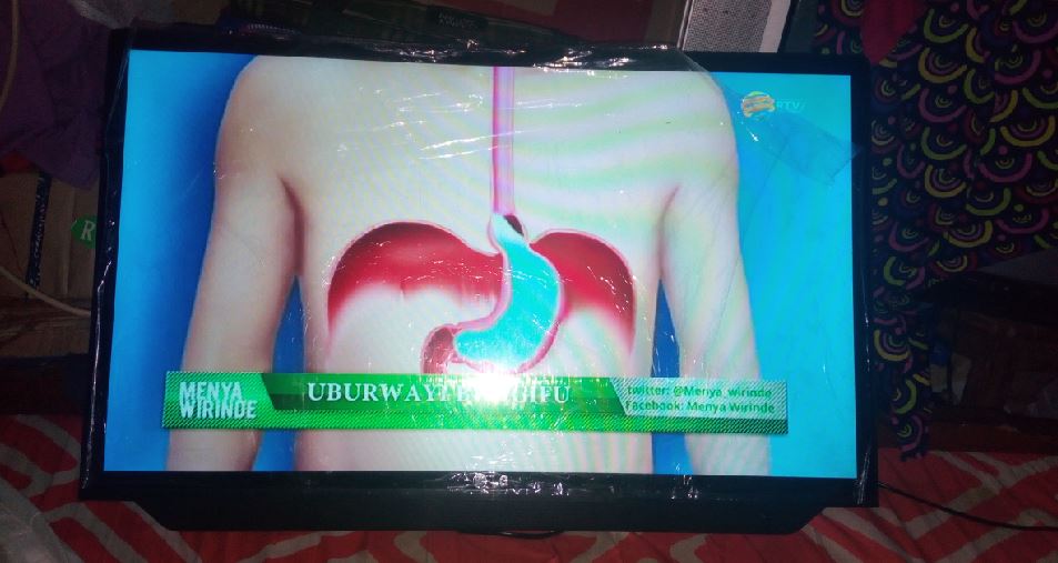 LG 32 Inch HD LED Smart TV - 32LJ570U