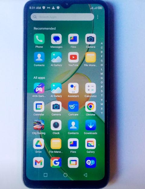 Infinix Hot 12i 64GB ROM with 4GB RAM ku guciro cya makeya utasanga ahandi