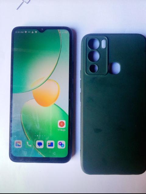 Infinix Hot 12i 64GB ROM with 4GB RAM ku guciro cya makeya utasanga ahandi