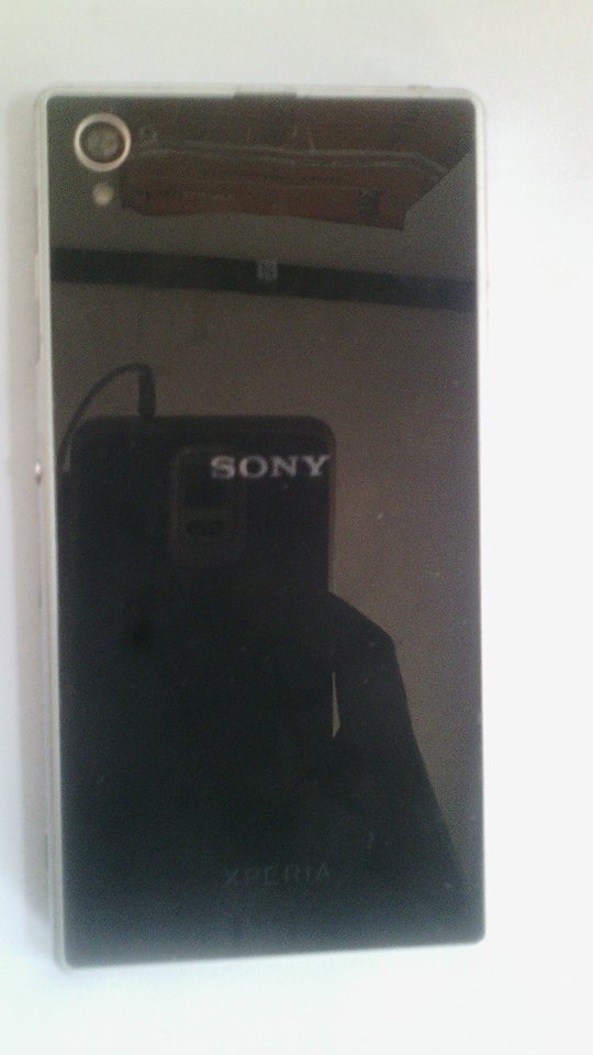XPERIA Z1