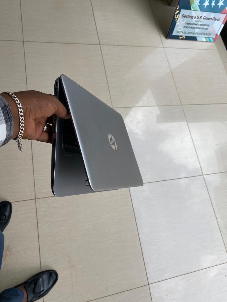 laptop igurishwa makeya cyane ni HP I5 HDD ni 500gb ram ni 4gb #1