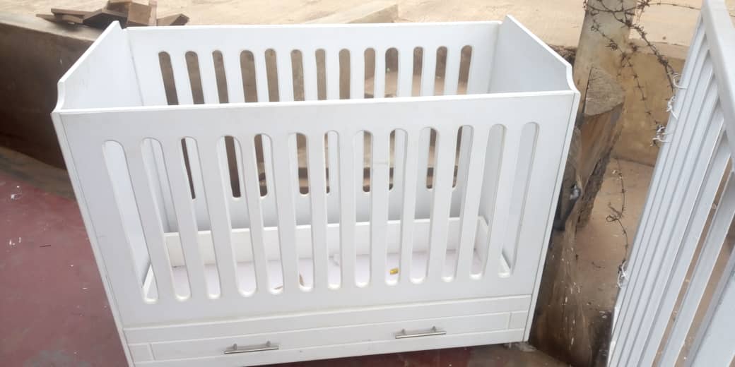 White baby crib
