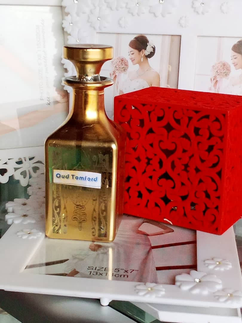 OUD TOMFORD COLOGNE