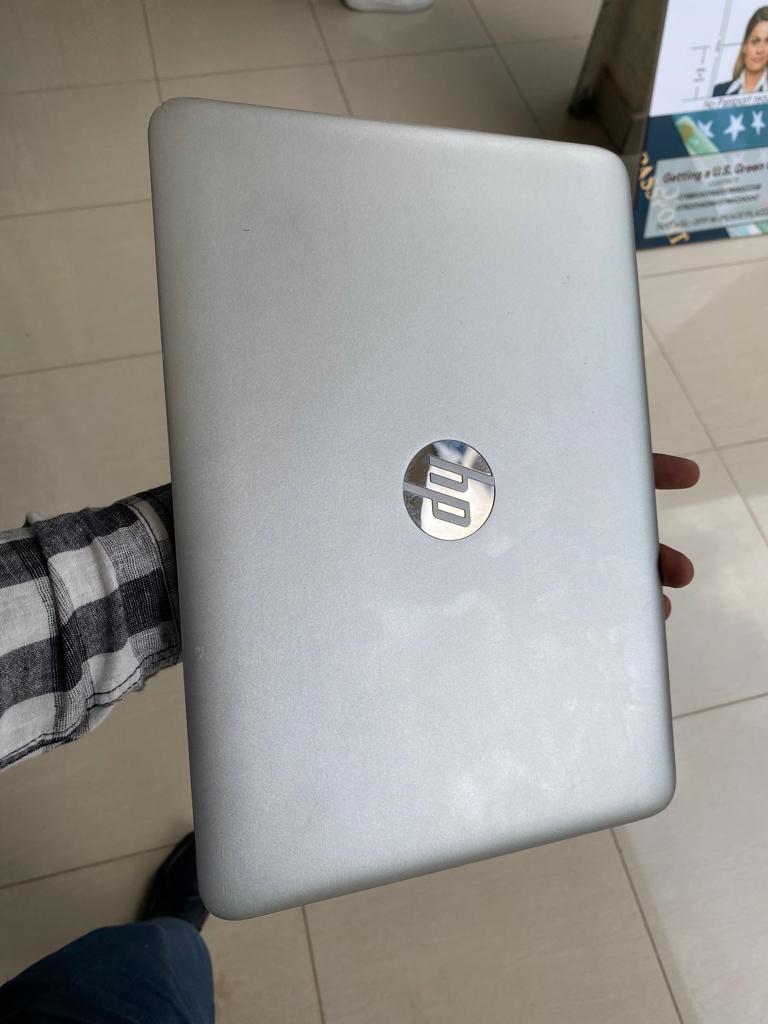 laptop igurishwa makeya cyane ni HP I5 HDD ni 500gb ram ni 4gb #1