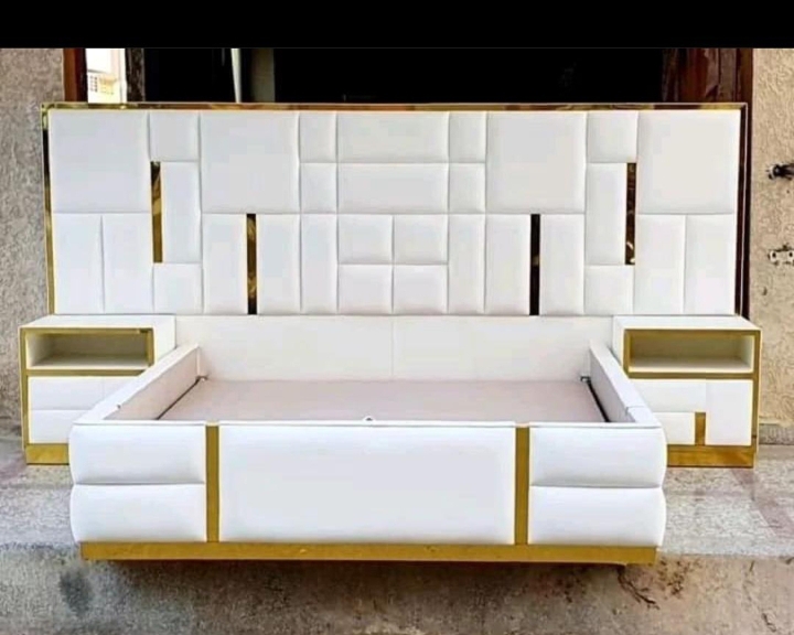 2by2 Bedroom furniture with Elegant, comfortable classic style decoration on a cheap price