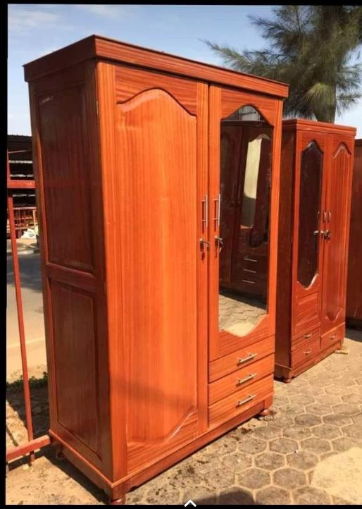 1.20cm Wardrobe designed with the best Solid wood on a nice price