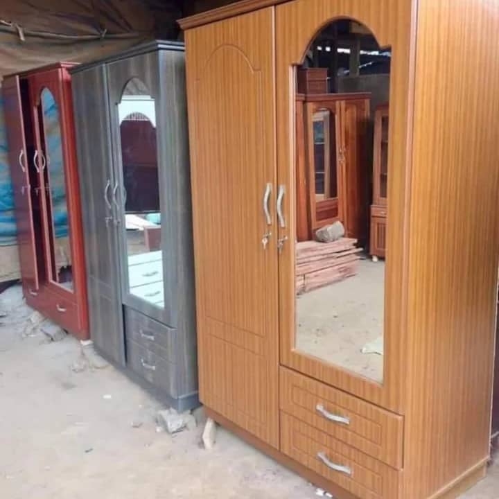 1.40cm Wardrobe designed with the best Solid wood on a nice price