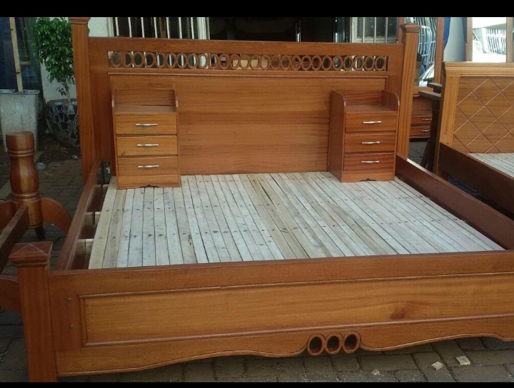 2by2 Bedroom furniture with Elegant, comfortable classic style decoration