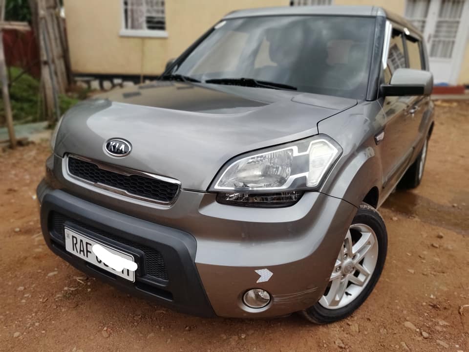 Kia soul 2011 Manual transmission iri kwisoko kuri makeya