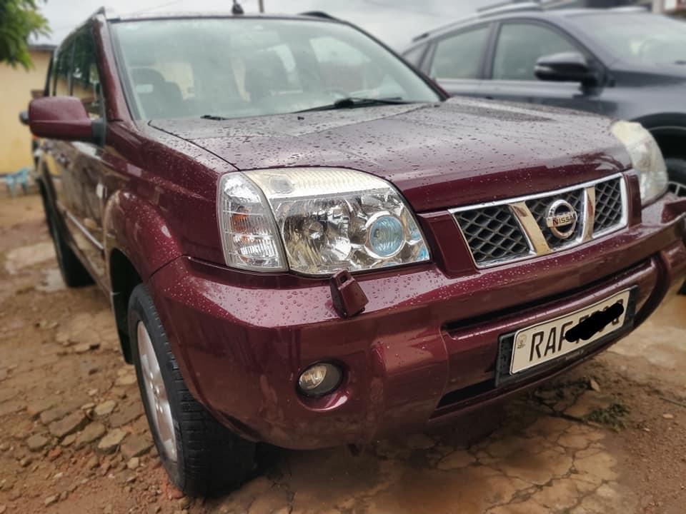 Nissan X-trail 2004 igurishwa kuri makeya #1