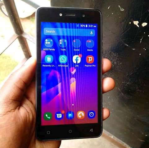 Tecno y4