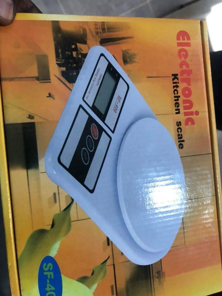 electronic kitchen scale
